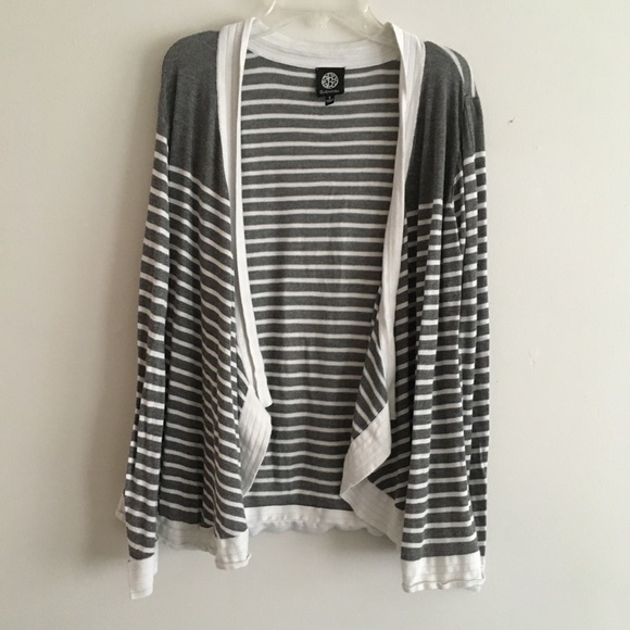 bobeau Sweaters - Bobeau gray white striped light cardigan sweater